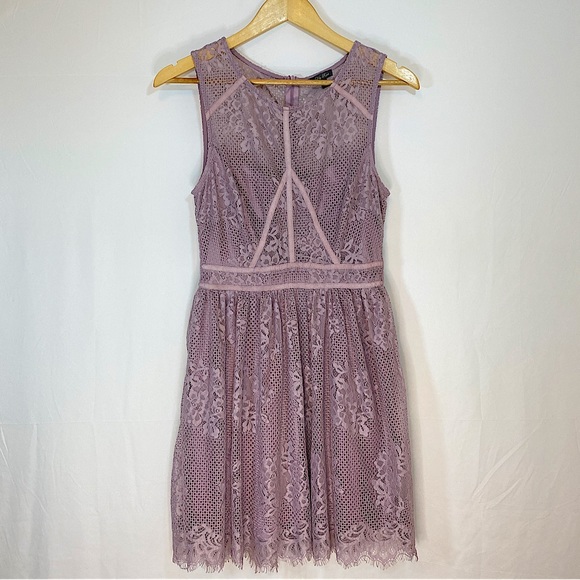 Lily Rose lacy lavender dress, size Medium - Picture 2 of 8